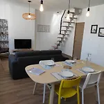 Duplex 70m2 Atypique Au Coeur Du Mans Le Mans