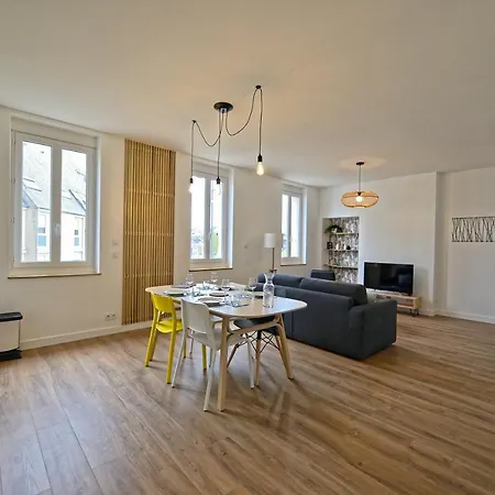 Duplex 70m2 Atypique Au Coeur Du Mans شقة *