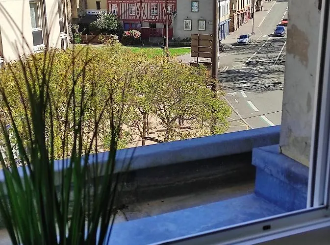 Duplex 70m2 Atypique Au Coeur Du Mans דירה